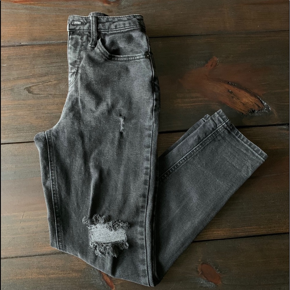 Black High rise mom jeans